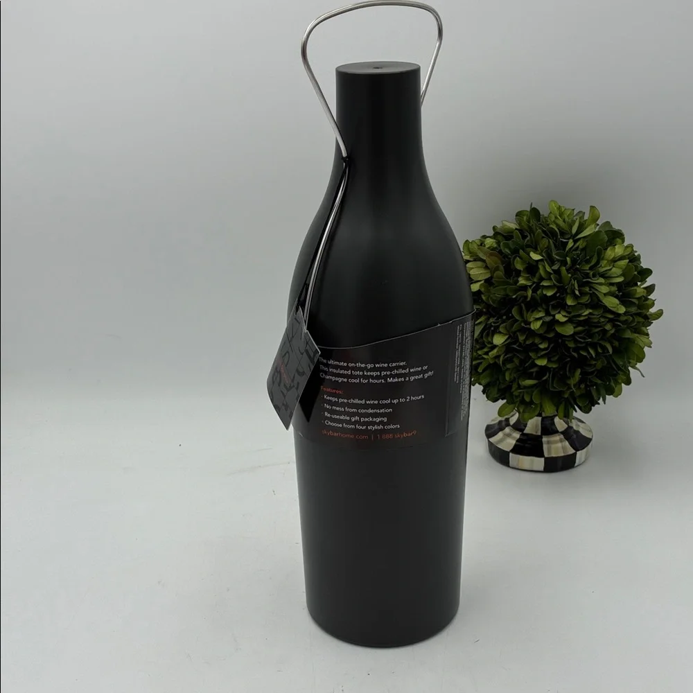 Williams Sonoma Skybar Wine Traveler - Dark Gray